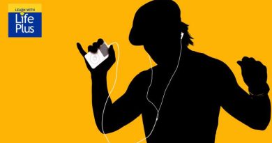 একটি ইনফোগ্রাফিক যেখানে অ্যাপল iPod, নাইকি Just Do It এবং কোকা-কোলা বিজ্ঞাপনের মাধ্যমে কম্পোজিশন কীভাবে ডিজাইনকে কার্যকরী করে তা দেখানো হয়েছে।